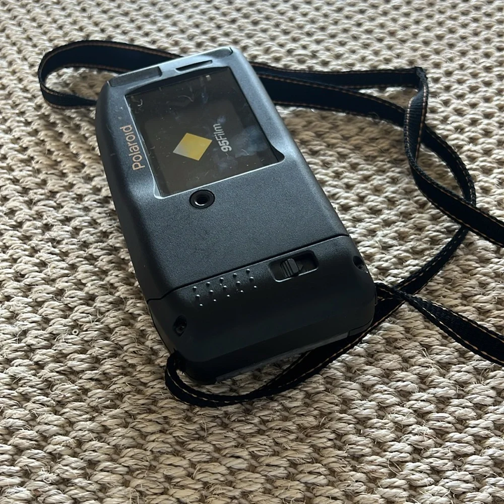 Polaroid 95 film camera captiva auto focus SLR
